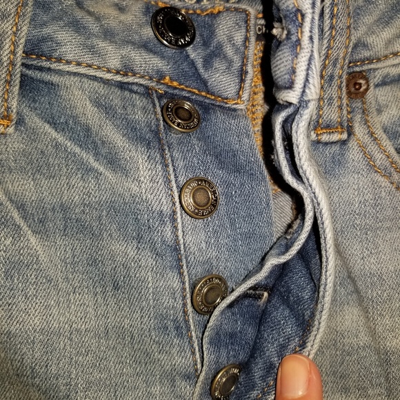 Why Poshmark? - Picture 4 of 8